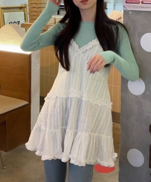 Achic（アシック）の「フリルデザイン レイヤードキャミチュニック（ワンピース・レディース・ホワイト/ブラック・M）」の6枚目の写真