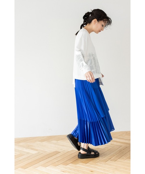 OSMOSIS(オズモーシス)の「箔プリントミニ裏毛プルオーバー(Tシャツ/カットソー・レディース・ホワイト/アッシュグレー/ブラック・ONE SIZE)」の4枚目の写真