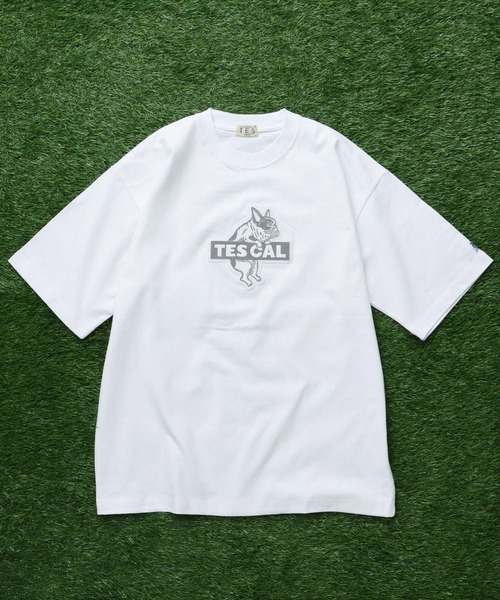 The Endless Summer(エンドレスサマー)の「TES CAL FELT WAPPEN BIG T-SHIRT / ビッグシルエットTシャツ(Tシャツ/カットソー・メンズ・ブラック/ホワイト/ネイビー/ブラウン・X-LARGE/LARGE/MEDIUM/SMALL)」の6枚目の写真