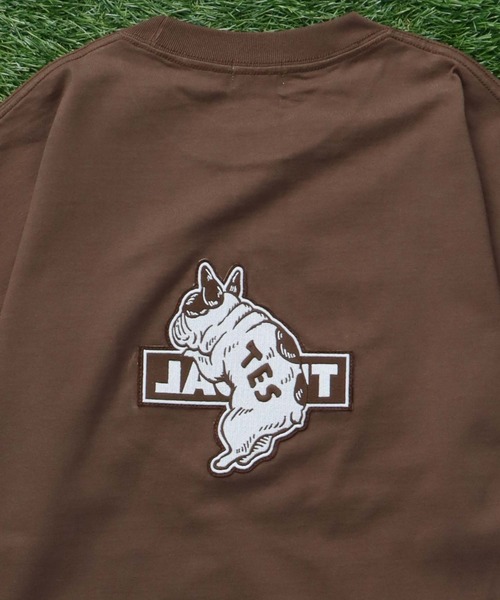 The Endless Summer(エンドレスサマー)の「TES CAL FELT WAPPEN BIG T-SHIRT / ビッグシルエットTシャツ(Tシャツ/カットソー・メンズ・ブラック/ホワイト/ネイビー/ブラウン・X-LARGE/LARGE/MEDIUM/SMALL)」の17枚目の写真