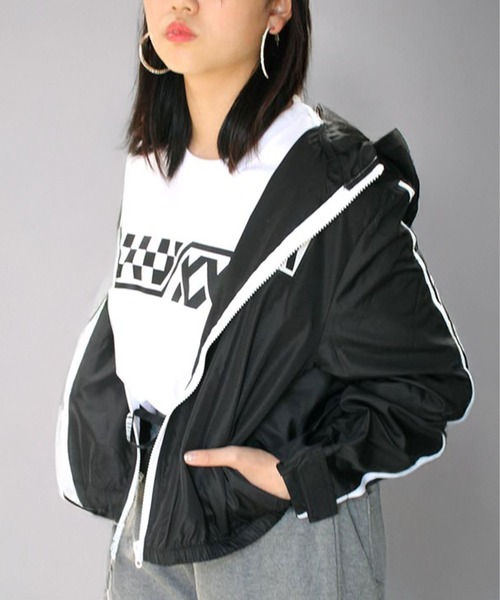 CHEER(チアー)の「シャカシャカナイロンフードジャケット(ナイロンジャケット・レディース・ホワイト/ベージュ・S/M)」の4枚目の写真