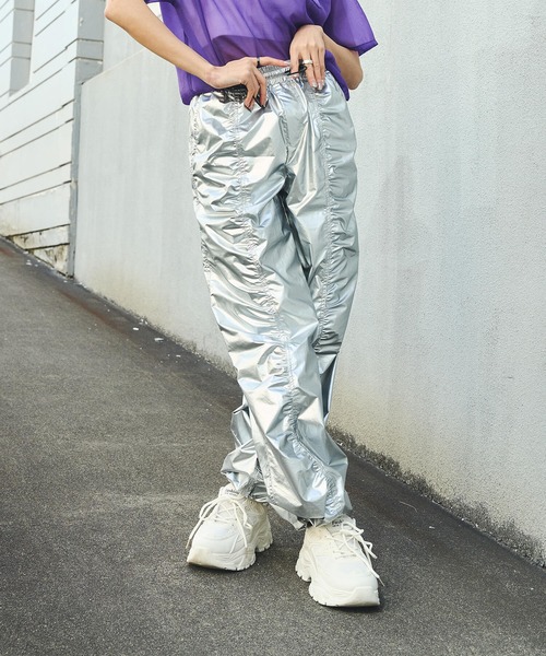 DURAS(デュラス)の「メタリックパンツ(カーゴパンツ・レディース・シルバー/ブラック/ピンク・SMALL/MEDIUM)」の8枚目の写真