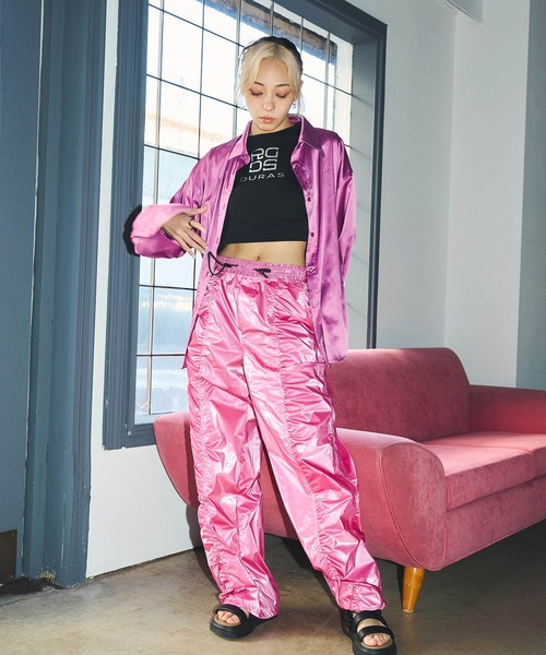 DURAS(デュラス)の「メタリックパンツ(カーゴパンツ・レディース・シルバー/ブラック/ピンク・SMALL/MEDIUM)」の19枚目の写真