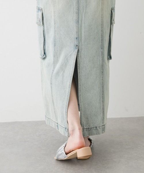 SENSE OF PLACE by URBAN RESEARCH（センスオブプレイスバイアーバンリサーチ）の「カーゴデニムスカート（スカート・レディース・ライトインディゴブルー/インディゴブルー・SMALL/MEDIUM）」の14枚目の写真