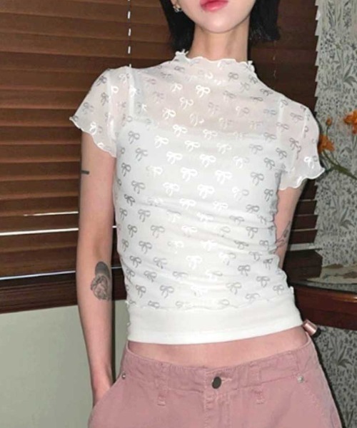 Vipoa（ヴィポア）の「sheer ribbon crop tops（Tシャツ/カットソー・レディース・ホワイト/ブラック・FREE）」の4枚目の写真