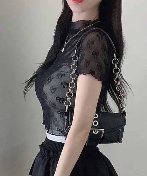 Vipoa（ヴィポア）の「sheer ribbon crop tops（Tシャツ/カットソー・レディース・ホワイト/ブラック・FREE）」の14枚目の写真