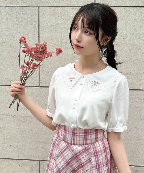 セール】リトルローズ刺繍カットワーク衿ブラウス【お揃いの