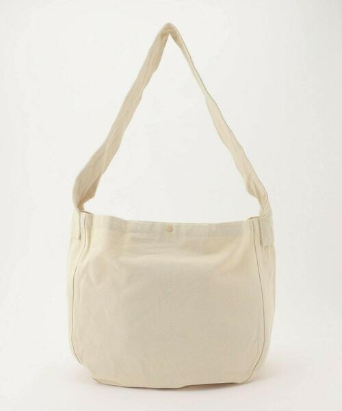 FRAPBOIS（フラボア）の「ニュースペーパーBAG（ショルダーバッグ・レディース・ブラック/キナリ・FREE）」の3枚目の写真