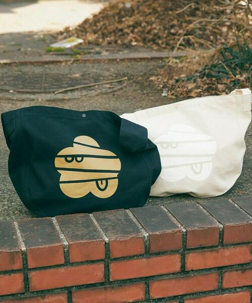 FRAPBOIS（フラボア）の「ニュースペーパーBAG（ショルダーバッグ・レディース・ブラック/キナリ・FREE）」の13枚目の写真