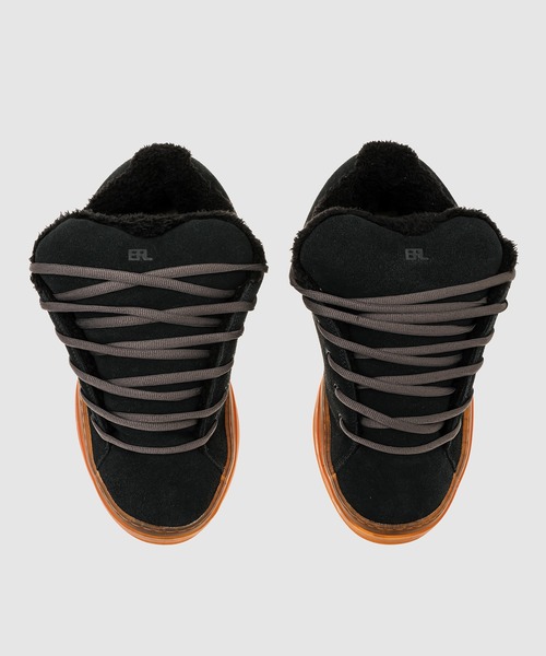 ERL(イーアールエル)の「SUEDE VAMP SKATE SNEAKER(スニーカー・メンズ・グレー/ブラック/サンドベージュ・10/9/8)」の2枚目の写真
