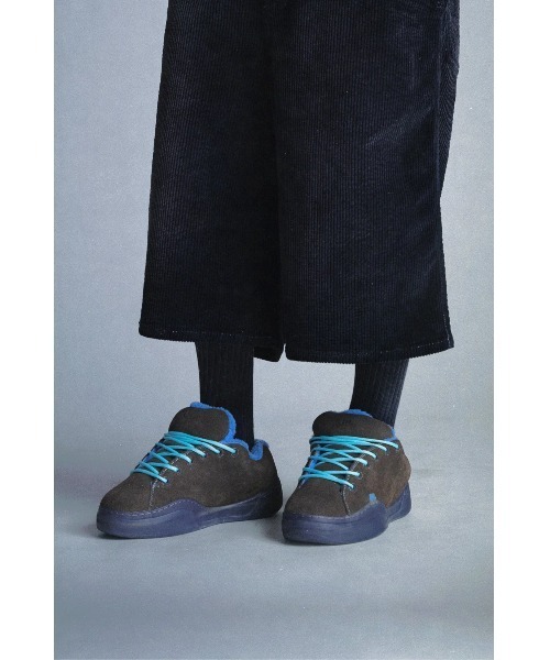 ERL(イーアールエル)の「SUEDE VAMP SKATE SNEAKER(スニーカー・メンズ・グレー/ブラック/サンドベージュ・10/9/8)」の7枚目の写真
