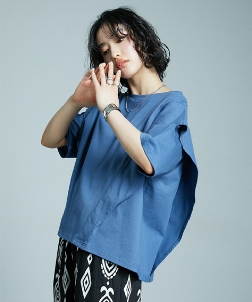 Soiunique（スワユニーク）の「綿１００％ラッフルショルダーゆったりサイズTシャツ ［Soiunique］（Tシャツ/カットソー・レディース・ブラック/ブルー/レッド・L～LL/S～Ｍ）」の10枚目の写真