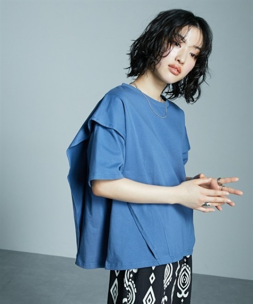 Soiunique（スワユニーク）の「綿１００％ラッフルショルダーゆったりサイズTシャツ ［Soiunique］（Tシャツ/カットソー・レディース・ブラック/ブルー/レッド・L～LL/S～Ｍ）」の11枚目の写真