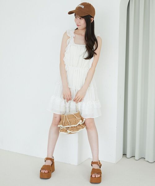 MAJESTIC LEGON(マジェスティックレゴン)の「ギャザーフリルミニワンピ(ワンピース・レディース・イエロー/ピンク/ブラック/オフホワイト・MEDIUM)」の6枚目の写真