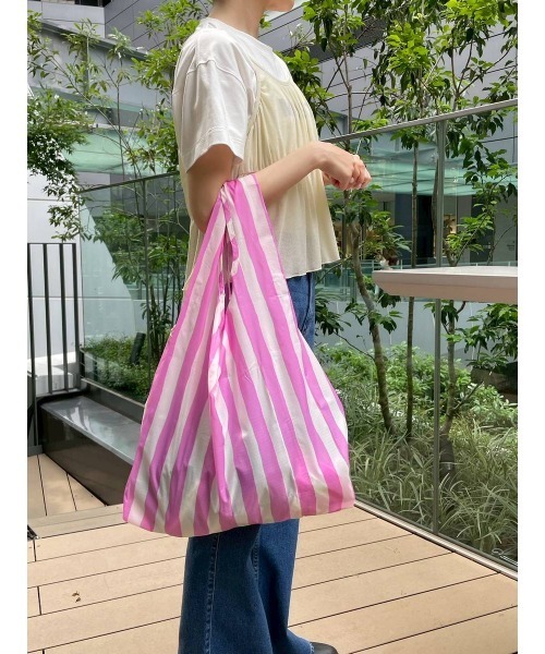 BAGGU(バグー)の「【BAGGU(バグゥ)】STANDARD25ストライプ(トートバッグ・レディース・ピンク/ブルー・0)」の22枚目の写真