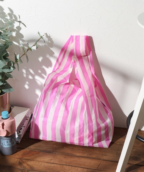 BAGGU(バグー)の「【BAGGU(バグゥ)】STANDARD25ストライプ(トートバッグ・レディース・ピンク/ブルー・0)」の20枚目の写真