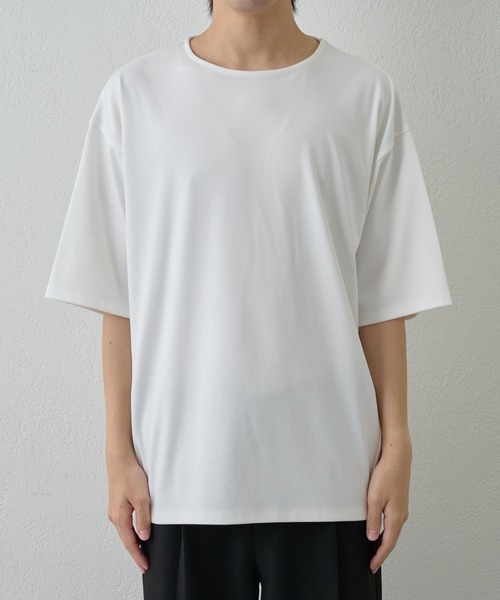 COLONY 2139(コロニートゥーワンスリーナイン)の「パウダリングポンチラウンドヘムTEE(Tシャツ/カットソー・メンズ・ブラック/ホワイト・MEDIUM/LARGE)」の18枚目の写真