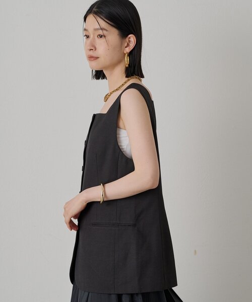 LOUNGEDRESS（ラウンジドレス）の「スクエアネックベスト（ベスト
