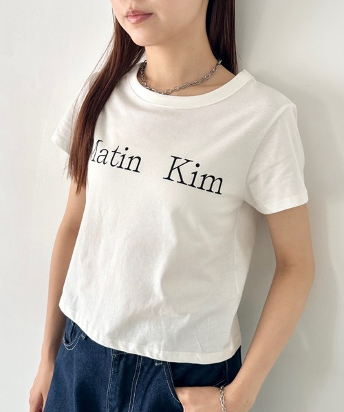 MATIN KIM マーティンキム LOGO CROP TOP クロップド Tシャツ マーティンキム Matin Kim Tシャツ LOGO CUTTED CROP TOP 半袖