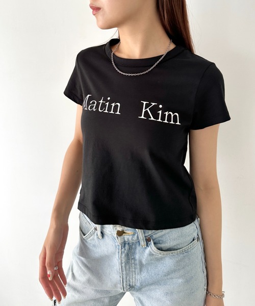 【MATIN KIM】★送料・関税込★ボールドタイポクロップTシャツ クロップド Matin Kim(マーティンキム) Tシャツ・カットソー