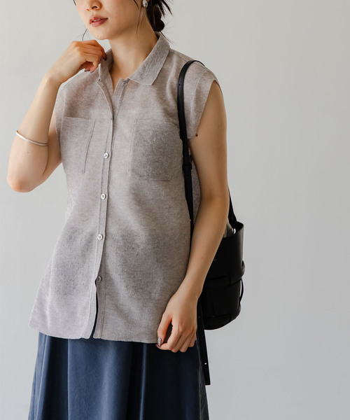 Noble（ノーブル）の「【洗える】スポンジシアーノースリーブシャツニット（ニット/セーター・レディース・ベージュ/ライトグレー/ライトグリーン・FREE）」の5枚目の写真