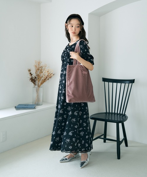 earth music&ecology(アースミュージックアンドエコロジー)の「【WEB限定】ベロアトートバッグ(トートバッグ・レディース・ピンク/ミント/アイボリー/ブラック/グレー・FREE)」の15枚目の写真