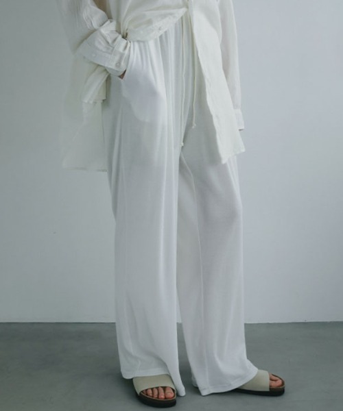 ETRE TOKYO(エトレトウキョウ)の「【再入荷!】エアリーカットセミワイドパンツ(その他パンツ・レディース・ホワイト/ブラック・S/M)」の1枚目の写真