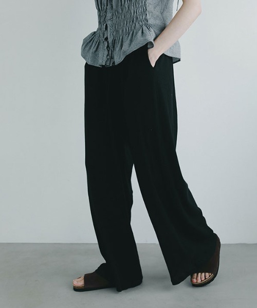 ETRE TOKYO(エトレトウキョウ)の「【再入荷!】エアリーカットセミワイドパンツ(その他パンツ・レディース・ホワイト/ブラック・S/M)」の2枚目の写真