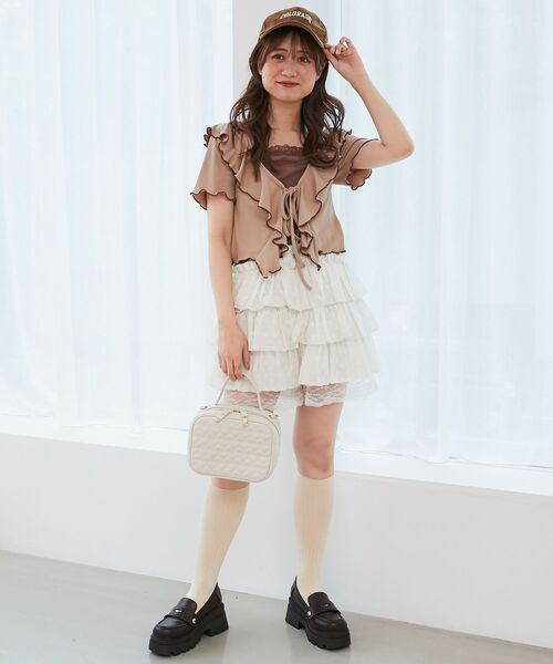 MAJESTIC LEGON(マジェスティックレゴン)の「メロウフリルレイヤードカットトップス(Tシャツ/カットソー・レディース・ブラック/アイボリー/ブラウン・MEDIUM)」の13枚目の写真
