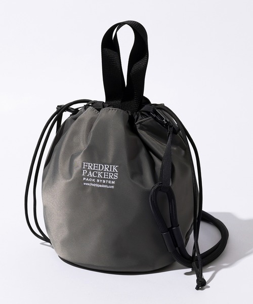 FREDRIK PACKERS（フレドリックパッカーズ）の「【FREDRIK PACKERS】≪別注≫TT CANDY SHOULDER　/　キャンディーショルダー　巾着バッグ　手提げ（ショルダーバッグ・レディース・グレー/ブラック/ブラック系その他2/オリーブ/ブラック系1・FREE）」の21枚目の写真