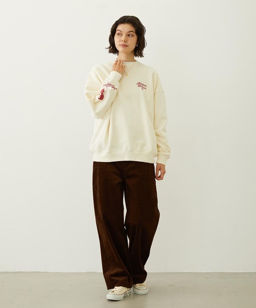 MILKFED.(ミルクフェド)の「HEART BALLOON SWEAT TOP(スウェット・レディース・オフホワイト/ネイビー/チャコール・M/L)」の15枚目の写真