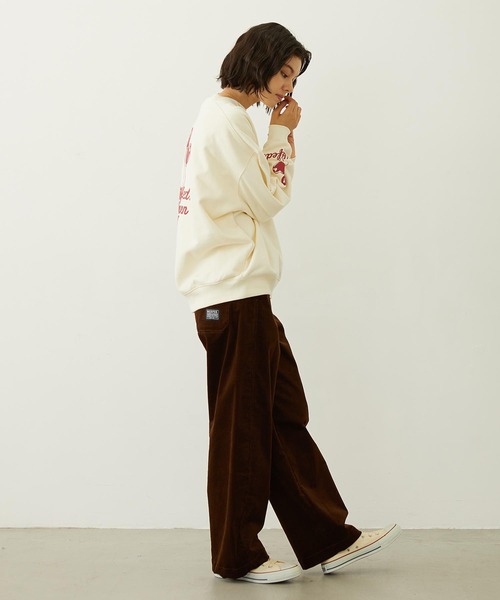 MILKFED.(ミルクフェド)の「HEART BALLOON SWEAT TOP(スウェット・レディース・オフホワイト/ネイビー/チャコール・M/L)」の17枚目の写真