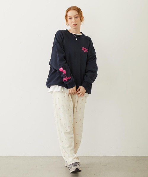 MILKFED.(ミルクフェド)の「HEART BALLOON SWEAT TOP(スウェット・レディース・オフホワイト/ネイビー/チャコール・M/L)」の11枚目の写真