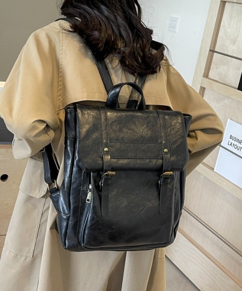 Teem Store(チームストア)の「【大容量/A4対応】スクエアフェイクレザーバックパック(バックパック/リュック・レディース・ブラック/ブラウン・F)」の10枚目の写真
