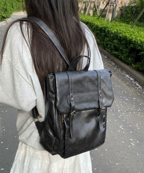 Teem Store(チームストア)の「【大容量/A4対応】スクエアフェイクレザーバックパック(バックパック/リュック・レディース・ブラック/ブラウン・F)」の19枚目の写真