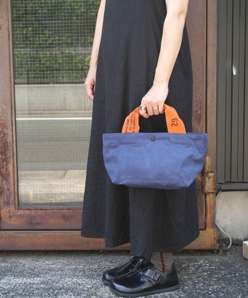 WEEKEND(ER)（ウィークエンダー）の「【WEEKEND(ER)】FADE CANVAS DRIVE TOTE（トートバッグ・メンズ・ネイビー/ブラウン/ナチュラル/ブラック・FREE）」の4枚目の写真