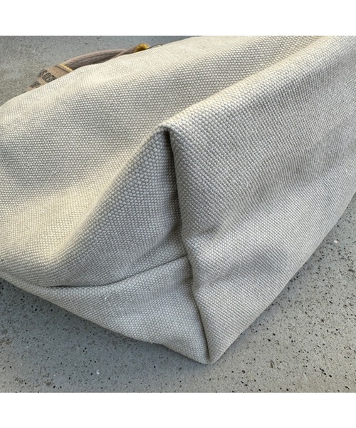 WEEKEND(ER)（ウィークエンダー）の「【WEEKEND(ER)】FADE CANVAS DRIVE TOTE（トートバッグ・メンズ・ネイビー/ブラウン/ナチュラル/ブラック・FREE）」の12枚目の写真