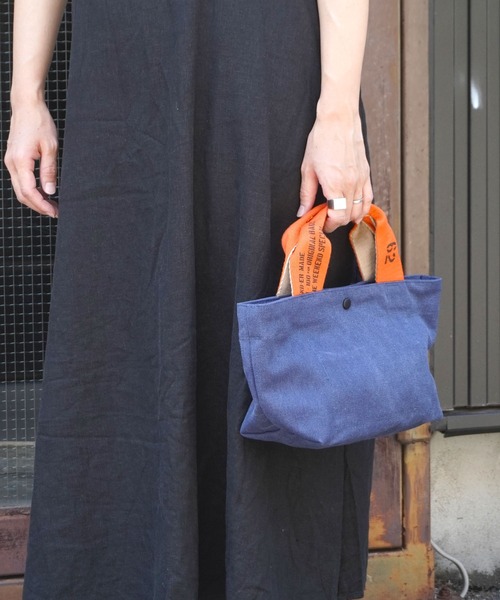 WEEKEND(ER)（ウィークエンダー）の「【WEEKEND(ER)】FADE CANVAS DRIVE TOTE（トートバッグ・メンズ・ネイビー/ブラウン/ナチュラル/ブラック・FREE）」の21枚目の写真