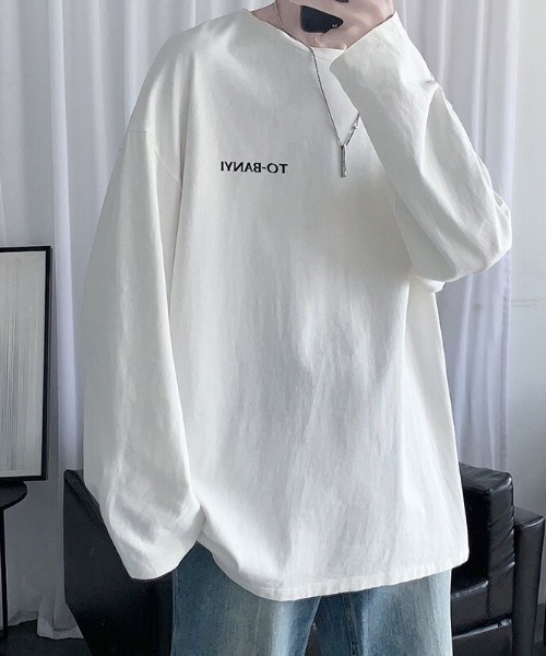 SHEPP（シープ）の「ビッグシルエット英字ワンポイント無地ロンT（Tシャツ/カットソー・メンズ・ホワイト/ブラック/サックスブルー/ピンク/ダークグレー・M）」の2枚目の写真