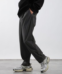 BAYFLOW(�x�C�t���[)�́yWONDER SHAPE(�����_�[�V�F�C�v)�z�����^�b�N�g���E�U�[(�X���b�N�X)