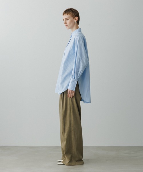 ADAM ET ROPE'(アダムエロペ)の「【EMOELLE】オーバーサイズシャツ(シャツ/ブラウス・レディース・ホワイト系その他2/サックスブルー・FREE)」の7枚目の写真