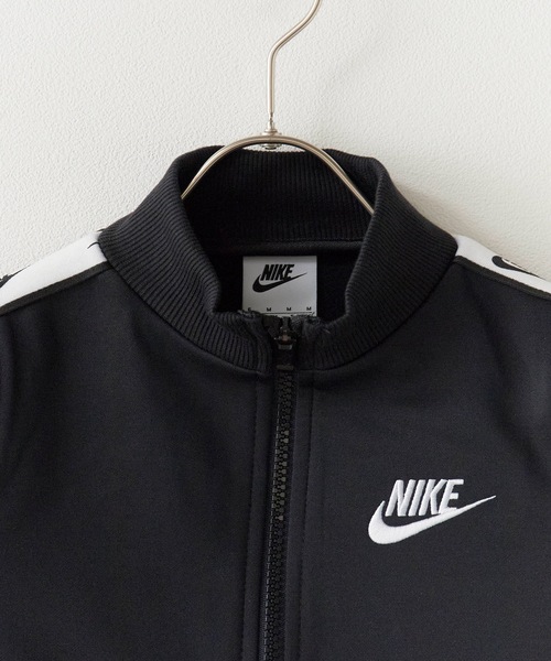 NIKE(ナイキ)の「NIKE/ナイキ NKN FULL ZIP SET WITH LOGO TAP セットアップ 2026年 夏 夏服 秋服(セットアップ・キッズ・ブラック/ネイビー・6/7/4/5)」の6枚目の写真