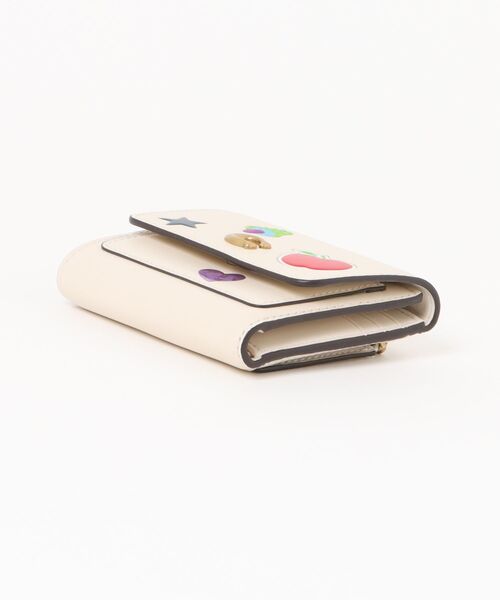 COACH（コーチ）の「ミラ スモール フラップ ウォレット・ステッカー プリント（財布・レディース・ホワイト系その他・ONE）」の15枚目の写真