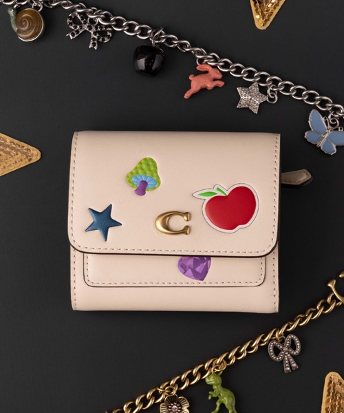 ミラ スモール フラップ ウォレット・ステッカー プリント（財布