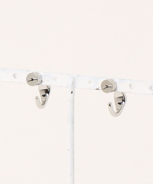 シグネット シグネチャー ハギー ピアス（ピアス（両耳用））｜COACH