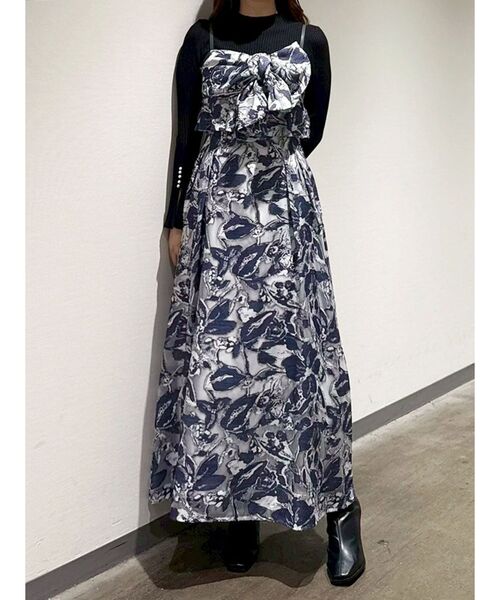 MERCURYDUO（マーキュリーデュオ）の「ジャカードバックレースアップキャミワンピース（ワンピース・レディース・ブルー/ブラック・MEDIUM/SMALL）」の2枚目の写真