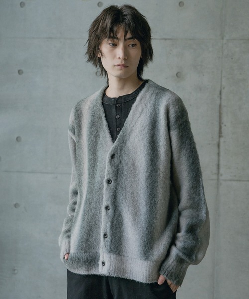 RATTLE TRAP(ラトルトラップ)の「グラデーションストライプカーディガン(ニット/セーター・メンズ・グレー/ブラウン・M/L)」の7枚目の写真