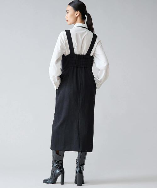 Tiara（ティアラ）の「Iラインクラシカルワンピース（ワンピース・レディース・ベージュ/ブラック・2/3）」の11枚目の写真