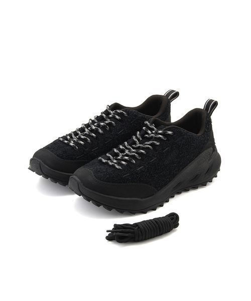 emmi(エミ)の「【KEEN】JASPER ZIONIC(スニーカー・レディース・ブラック・25/23/23.5/24/24.5)」の1枚目の写真