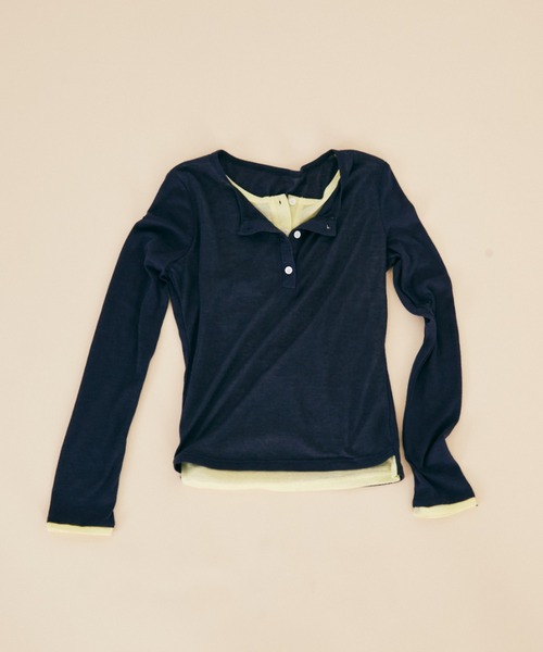 MERLOT（メルロー）の「フェイクレイヤードシアーヘンリーネックロンT（Tシャツ/カットソー・レディース・ネイビー/ライトグレー・FREE）」の15枚目の写真